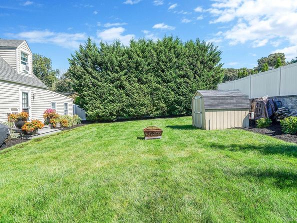 20 Tulip Road, Kings Park NY 11754
