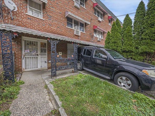 3532 Ely Avenue, Bronx NY 10466