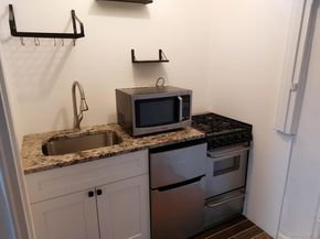 55 Ehrbar Avenue 1M, Mount Vernon NY 10552