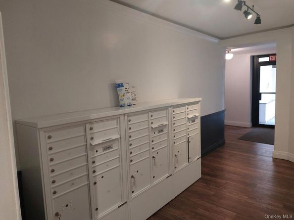 55 Ehrbar Avenue 1M, Mount Vernon NY 10552