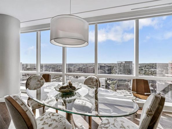 5 Renaissance Square 28E, White Plains NY 10601
