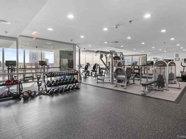 5 Renaissance Square 28E, White Plains NY 10601