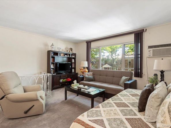 87-44 Marengo Street 2A, Holliswood NY 11423