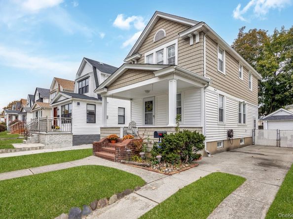 91-15 Vanderveer Street, Queens Village NY 11428