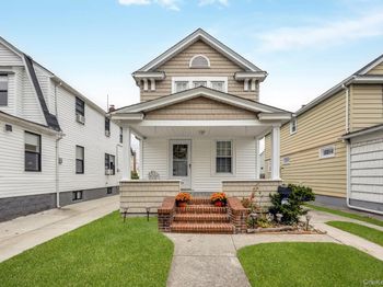 91-15 Vanderveer Street