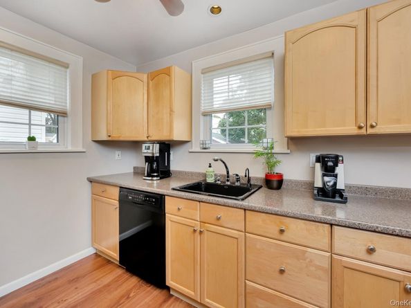 91-15 Vanderveer Street, Queens Village NY 11428