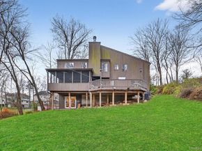 42 Maple Moor Lane, Cortlandt Manor NY 10567