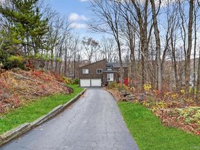 42 Maple Moor Lane, Cortlandt Manor NY 10567
