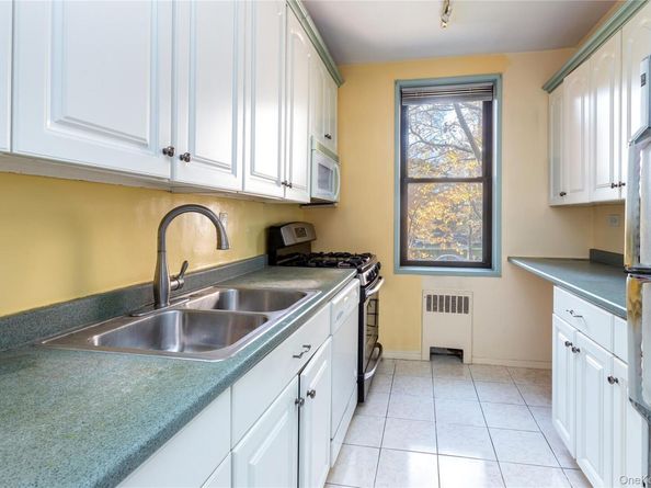 611 W 239 Street 3F, Bronx NY 10463