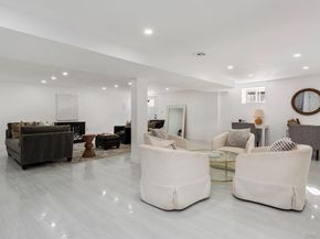 1035 Glen Drive, Franklin Square NY 11010