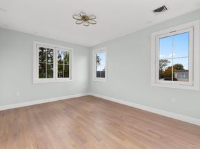 1035 Glen Drive, Franklin Square NY 11010