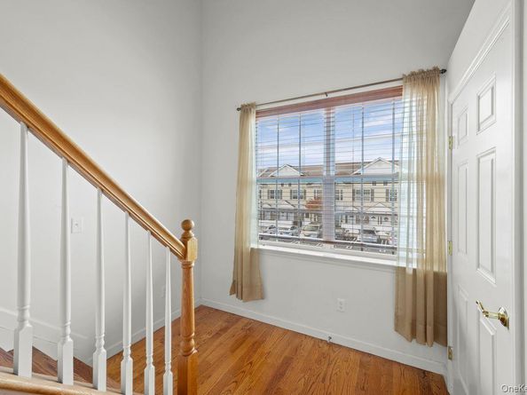 419 Autumn Drive, East Meadow NY 11554