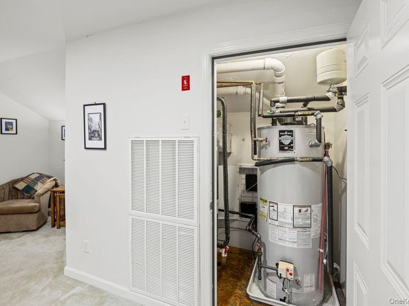 419 Autumn Drive, East Meadow NY 11554