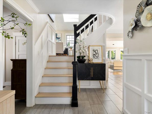 25 Morris Street, Port Jefferson Station NY 11776