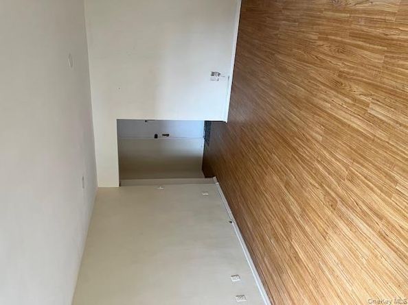 120 Horton Highway A9, Mineola NY 11501