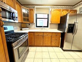 139-15 83 Avenue 409, Briarwood NY 11435