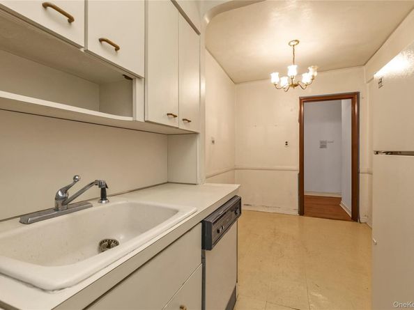 76-12 35th Avenue 1B, Jackson Heights NY 11372