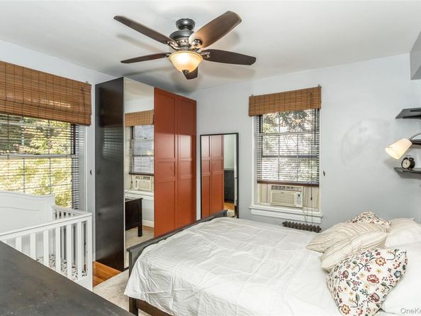 51-28 30 Avenue 3, Woodside NY 11377