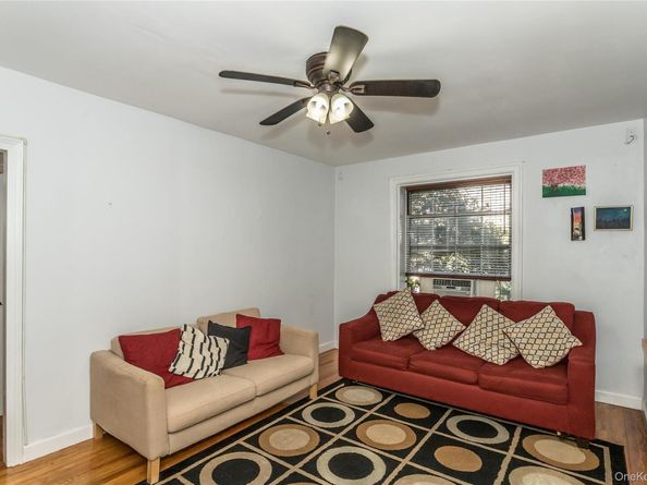 51-28 30 Avenue 3, Woodside NY 11377