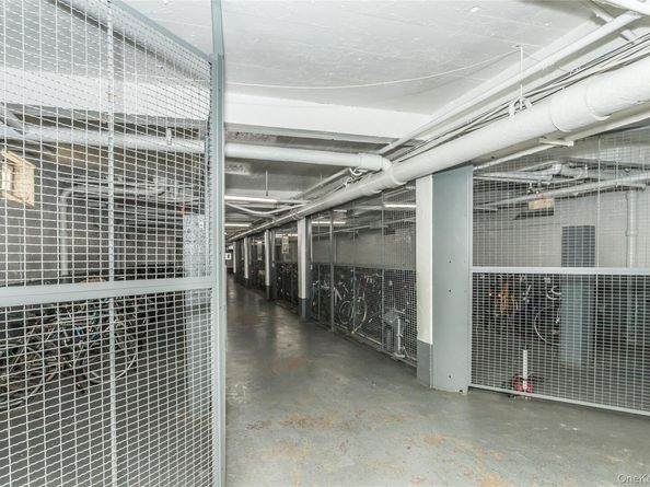 51-28 30 Avenue 3, Woodside NY 11377