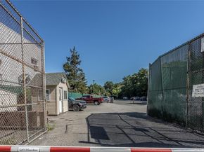 51-28 30 Avenue 3, Woodside NY 11377