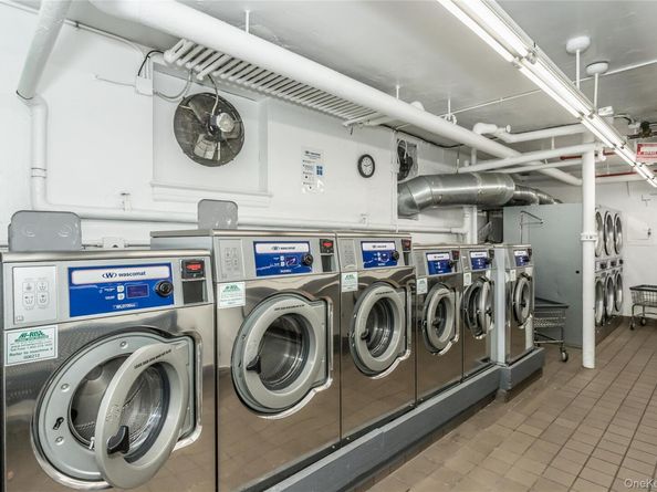 51-28 30 Avenue 3, Woodside NY 11377