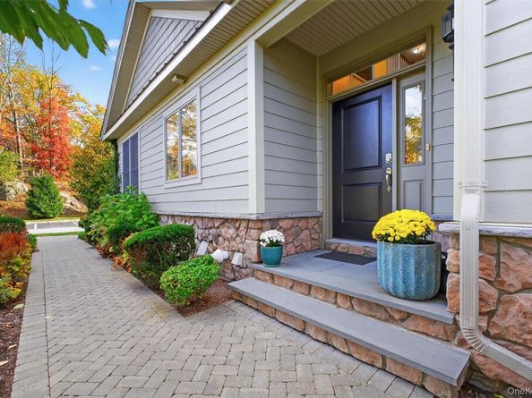 17 Deforest Drive, Cortlandt Manor NY 10567