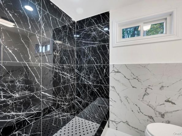 2737 Sheila Court, East Meadow NY 11554