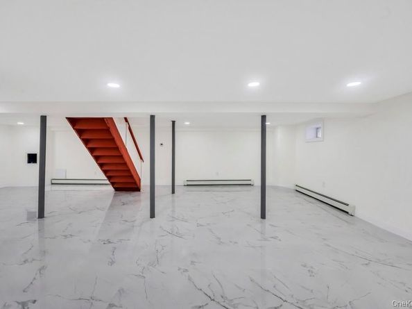 2737 Sheila Court, East Meadow NY 11554