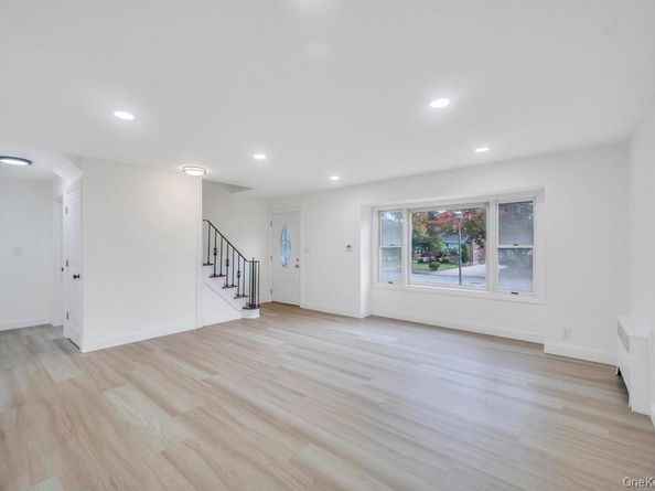 2737 Sheila Court, East Meadow NY 11554