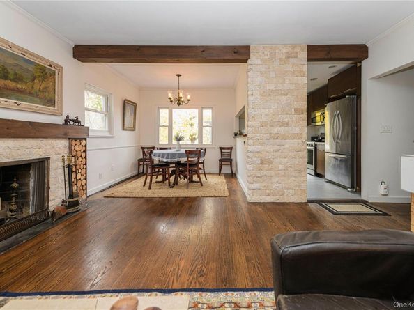 301 Park Lane, Douglaston NY 11363