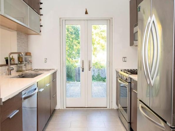 301 Park Lane, Douglaston NY 11363