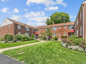6 Bryant Crescent 1H, White Plains NY 10605