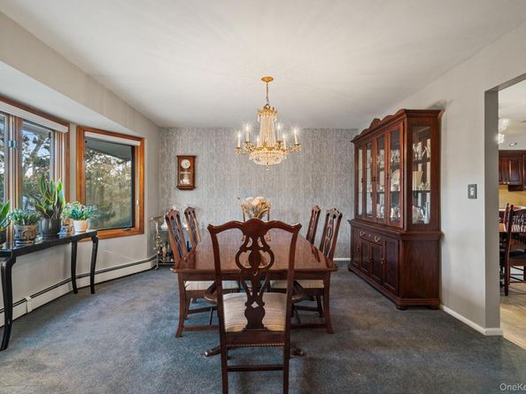 158 Old Courthouse Road, Manhasset Hills NY 11040