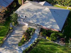 158 Old Courthouse Road, Manhasset Hills NY 11040