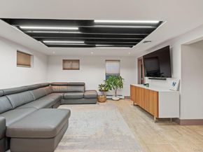 158 Old Courthouse Road, Manhasset Hills NY 11040