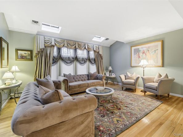 3056 Valentine Place, Wantagh NY 11793