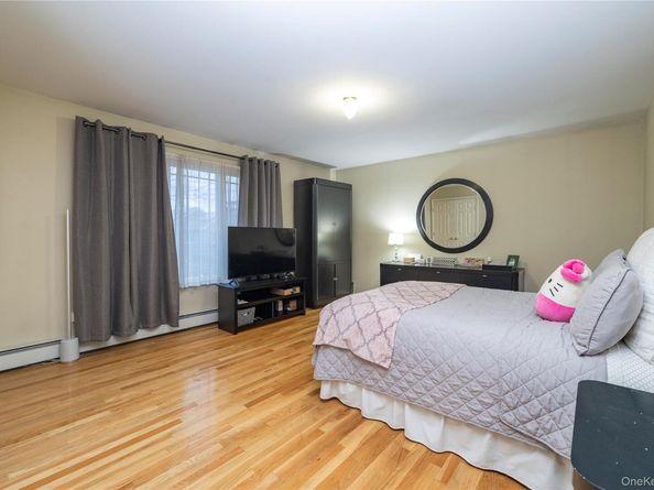 3056 Valentine Place, Wantagh NY 11793