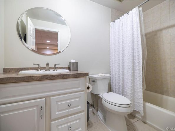 3056 Valentine Place, Wantagh NY 11793