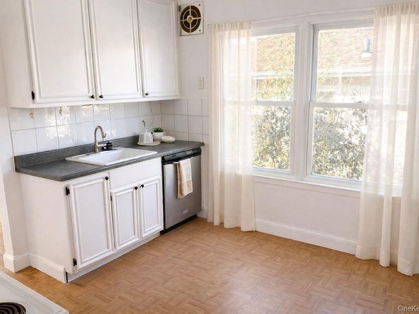 23-10 Waters Edge Drive, Bayside NY 11360