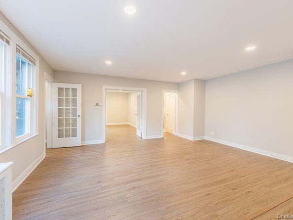 4116 169th Street, Flushing NY 11358