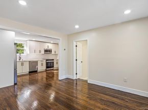 6 Mccue Street, Wheatley Heights NY 11798