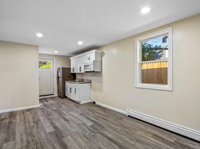 6 Mccue Street, Wheatley Heights NY 11798