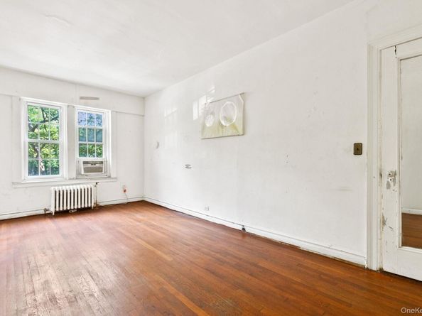 525 W 238th Street 1N, Bronx NY 10463