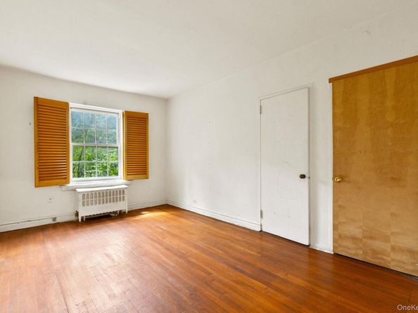 525 W 238th Street 1N, Bronx NY 10463