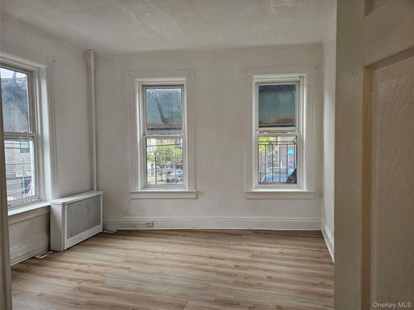 176 Barbey Street 2 floor, Brooklyn NY 11207