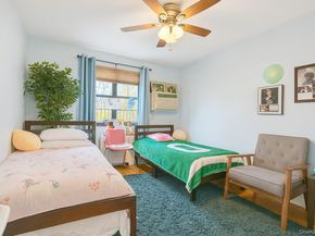 6 W West Mill Drive 2D, Great Neck NY 11021