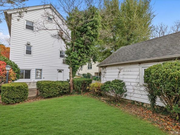 8 Jackson Street, Glen Cove NY 11542