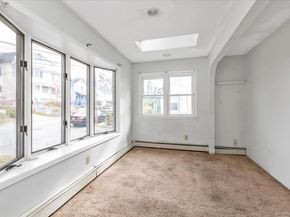 8 Jackson Street, Glen Cove NY 11542