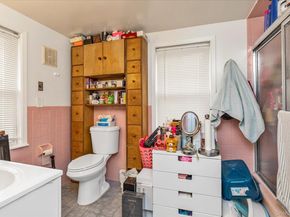 8 Jackson Street, Glen Cove NY 11542